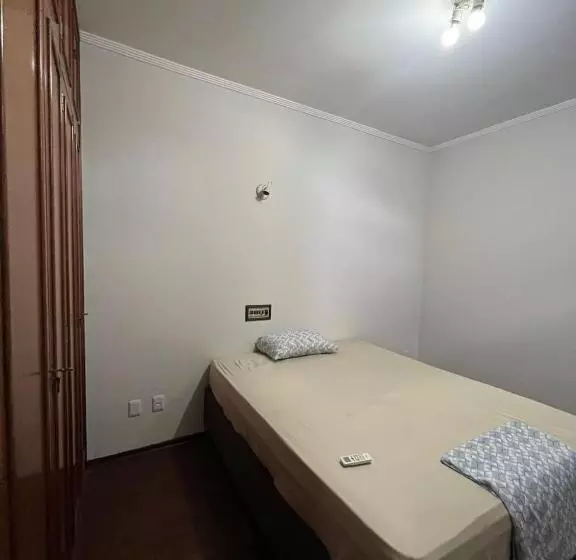 پانسیون Ritz Hostel