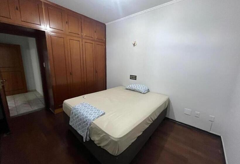 پانسیون Ritz Hostel