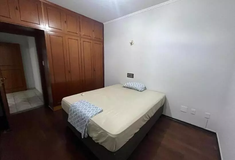 پانسیون Ritz Hostel