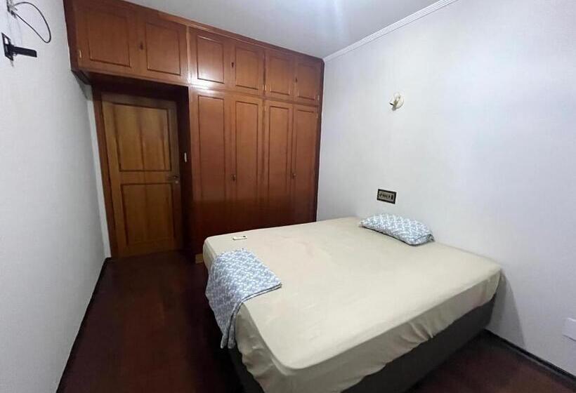 پانسیون Ritz Hostel