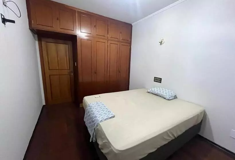 پانسیون Ritz Hostel