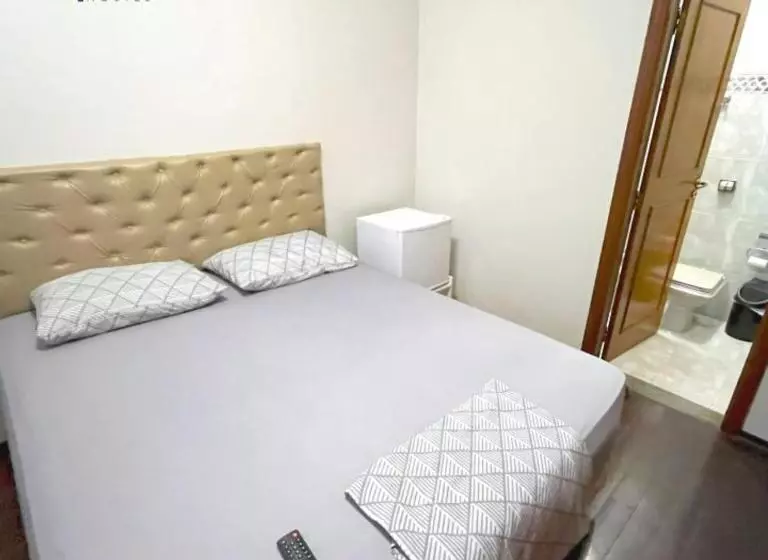 پانسیون Ritz Hostel