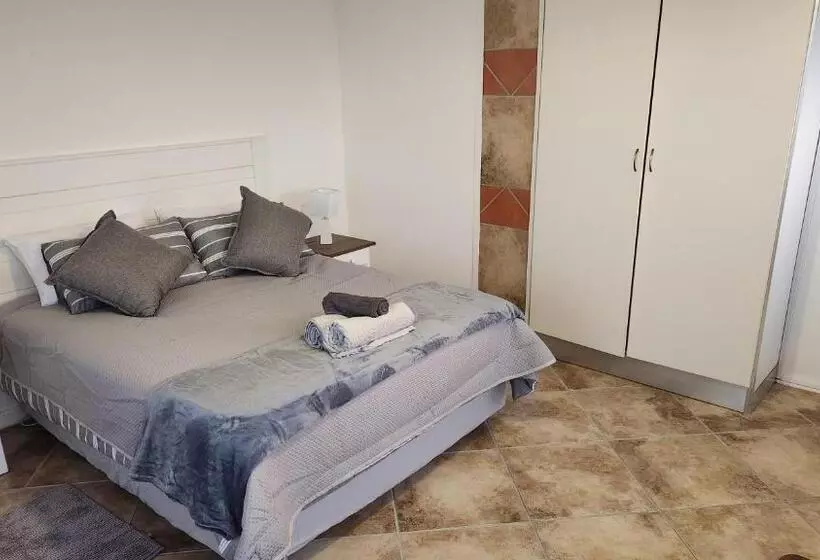 Majatalo Seaview Sunsets