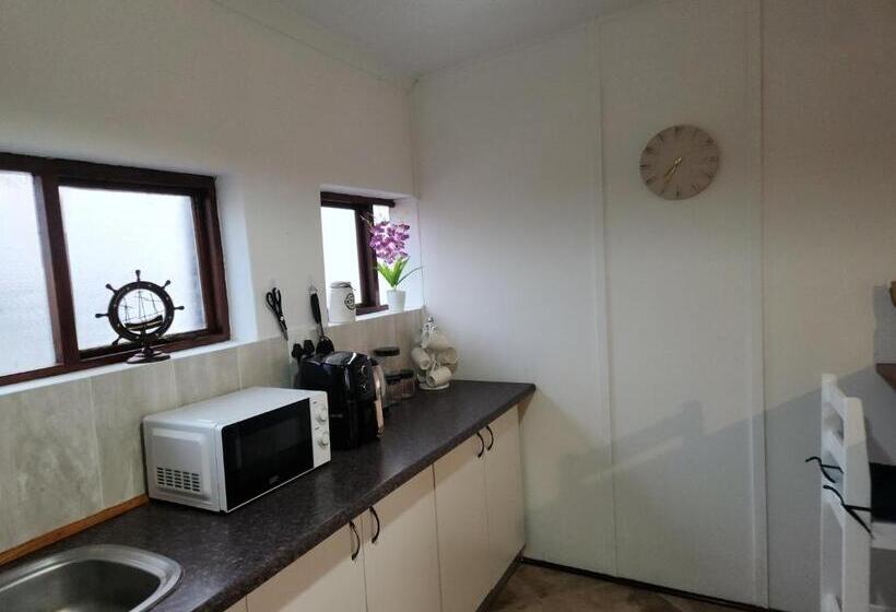 بنسيون Seaview Sunsets