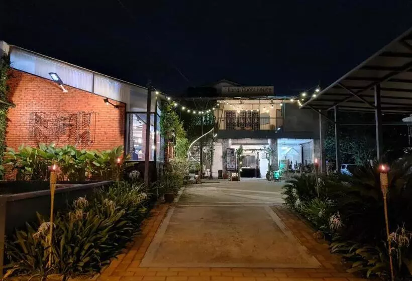 ユースホステル Family Studio With Pool In Bangi