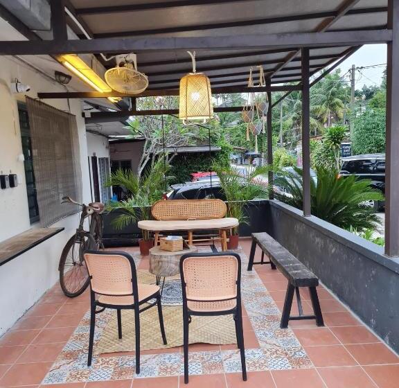 Albergue Family Studio With Pool In Bangi