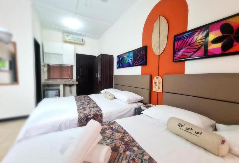 Albergue Family Studio With Pool In Bangi