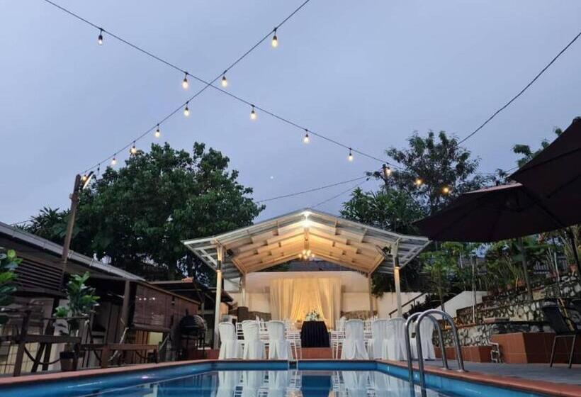 Albergue Family Studio With Pool In Bangi