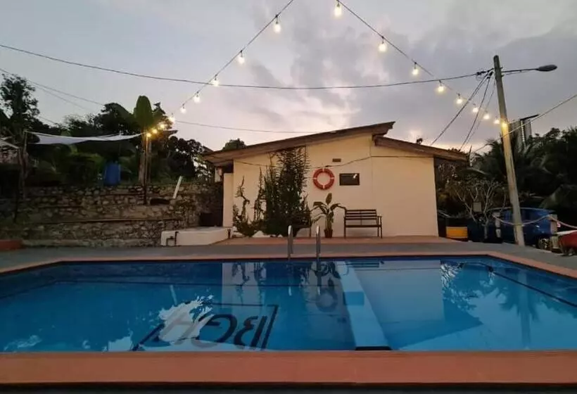 ユースホステル Family Studio With Pool In Bangi