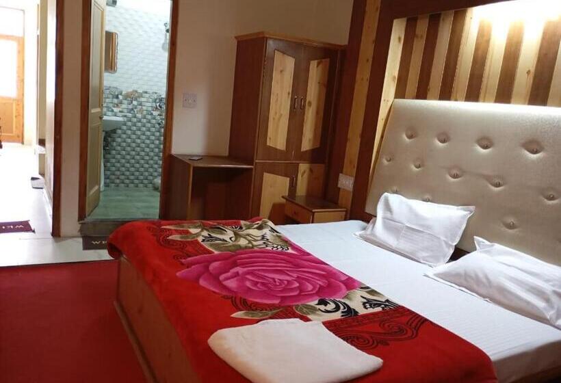 ホテル Canary Woods