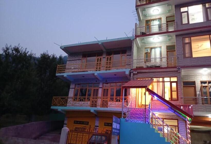 ホテル Canary Woods