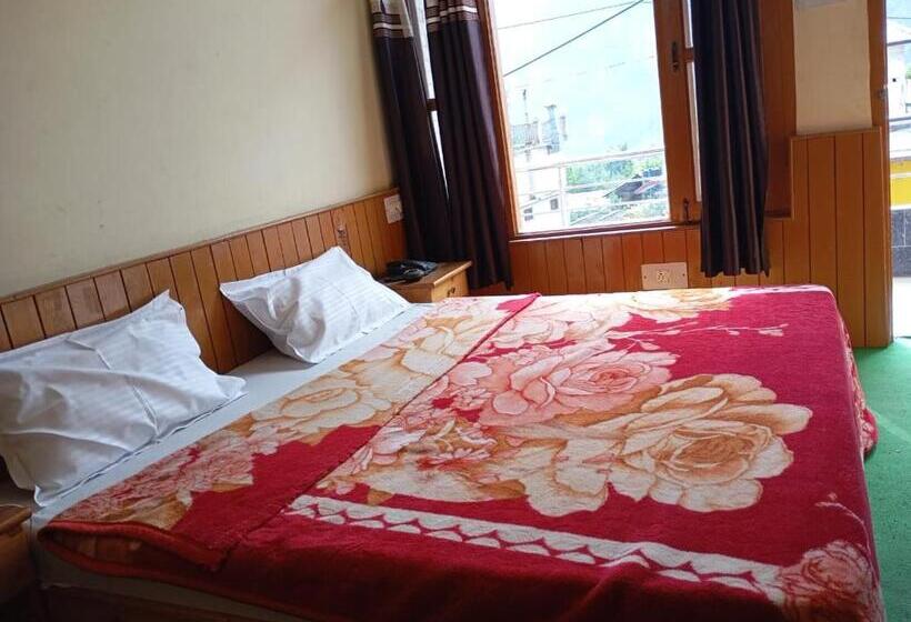 ホテル Canary Woods