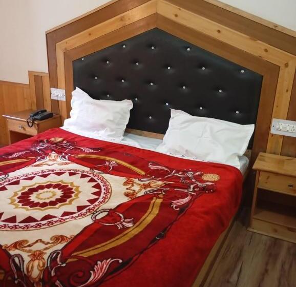 ホテル Canary Woods