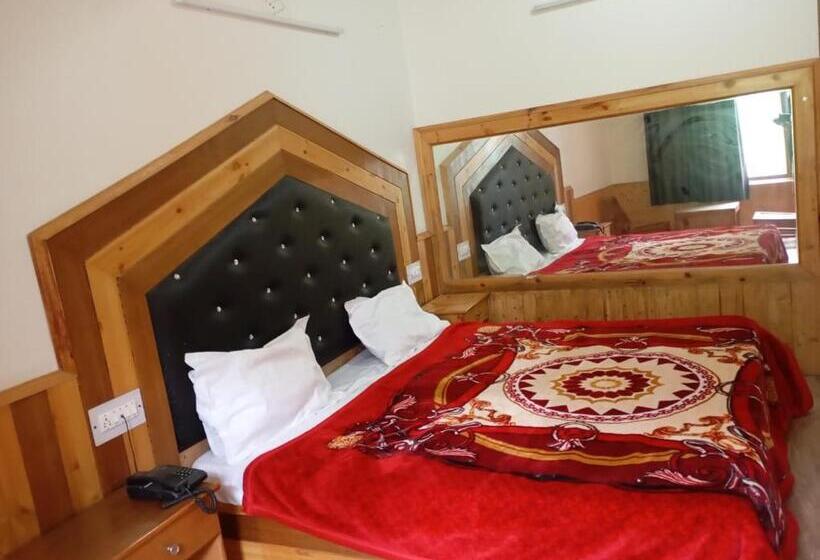 ホテル Canary Woods