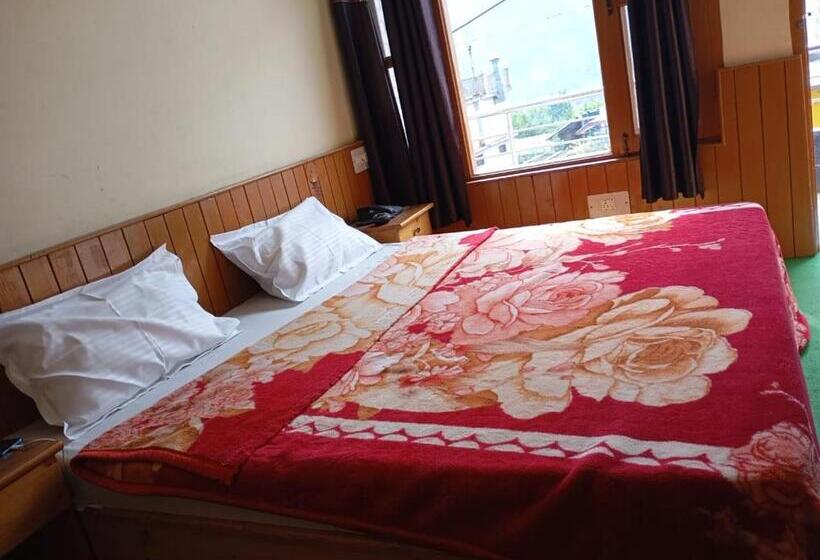 ホテル Canary Woods