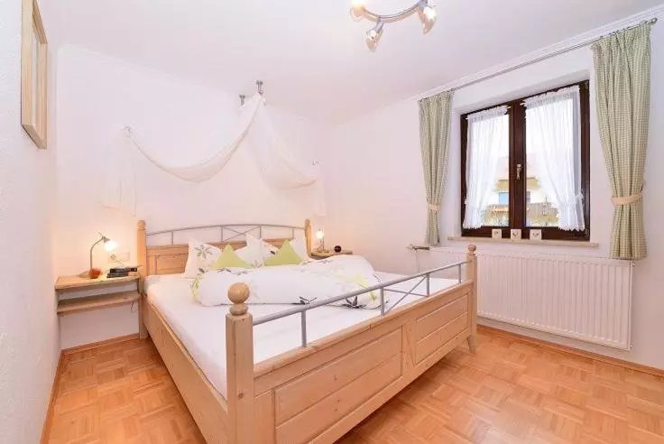 ホテル Ferienwohnung Bei Hauber S