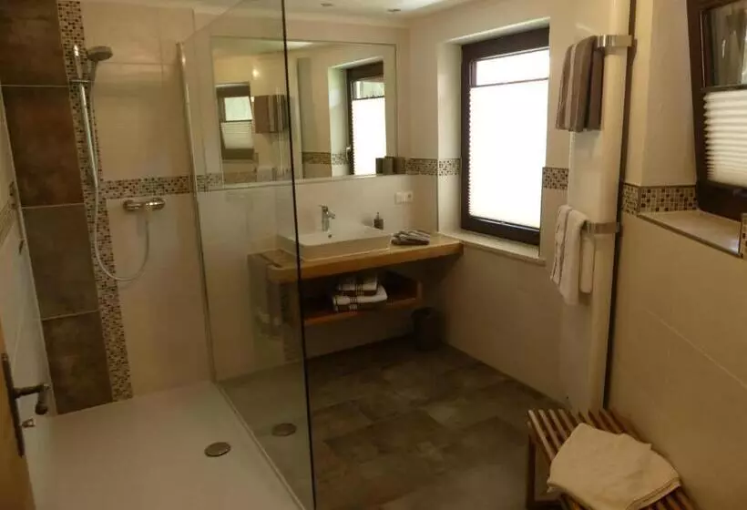 ホテル Ferienwohnung Bei Hauber S