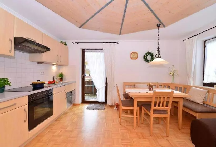 ホテル Ferienwohnung Bei Hauber S