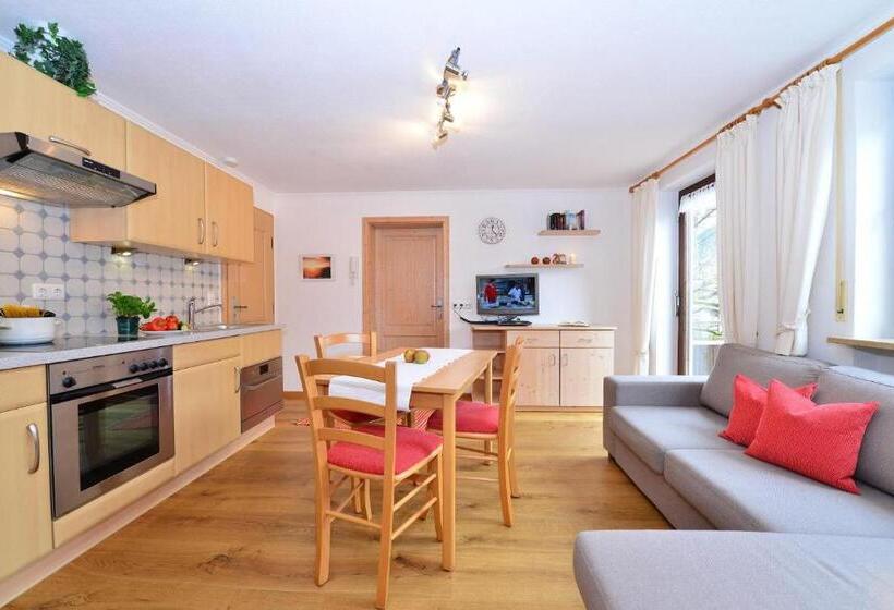 Hotelli Ferienwohnung Bei Hauber S