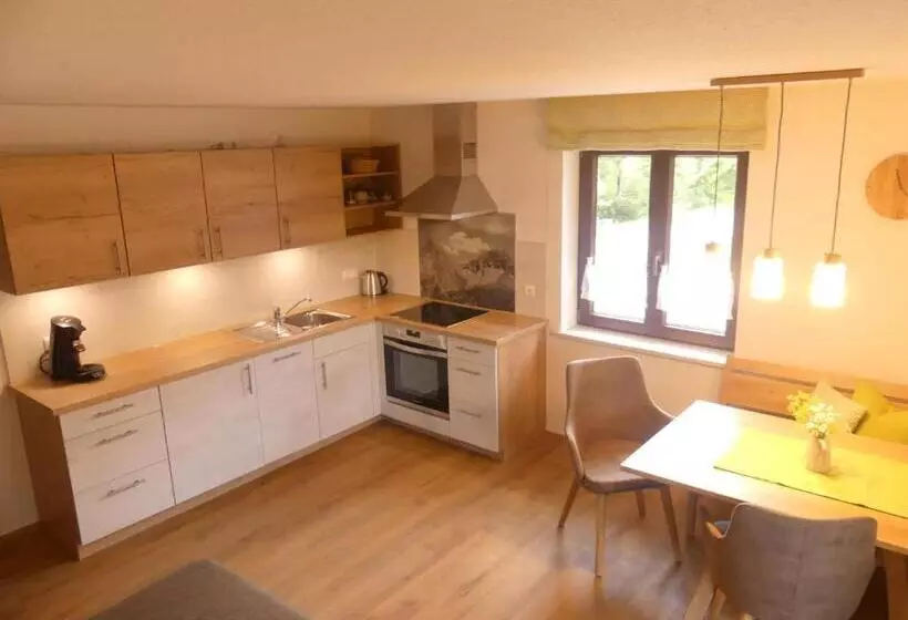 ホテル Ferienwohnung Bei Hauber S