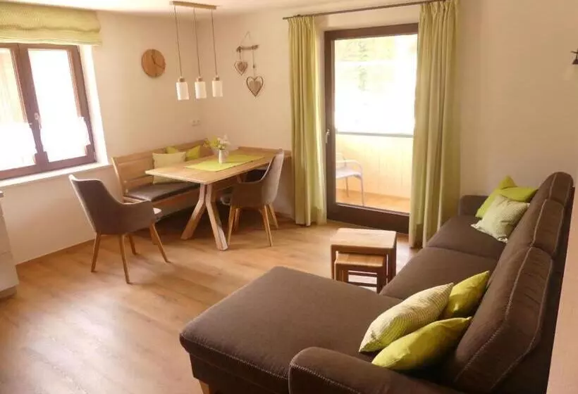 ホテル Ferienwohnung Bei Hauber S