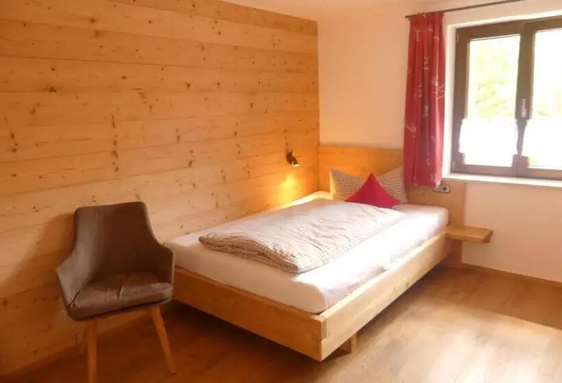 ホテル Ferienwohnung Bei Hauber S