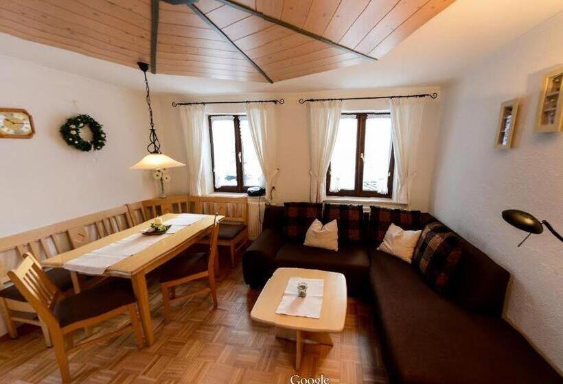 Hotelli Ferienwohnung Bei Hauber S