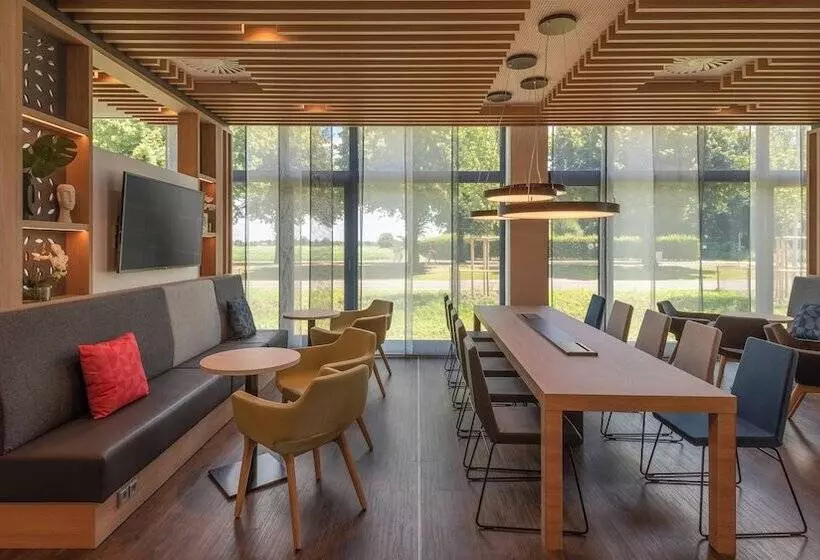 ホテル Holiday Inn Express Brussels   Airport, An Ihg