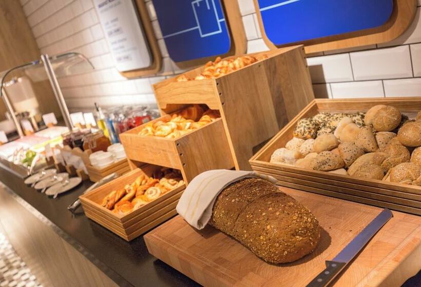 هتل Holiday Inn Express Brussels Airport, An Ihg