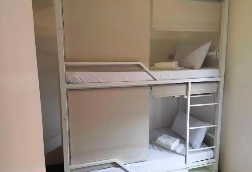 ホテル Spot On Hostel ,taguig Manila Formerly Mytown Hongkong