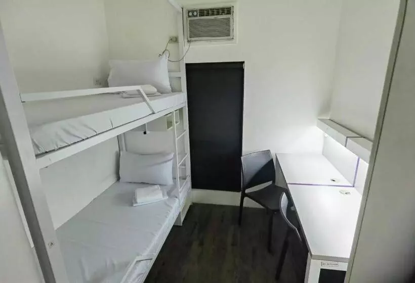 ホテル Spot On Hostel ,taguig Manila Formerly Mytown Hongkong