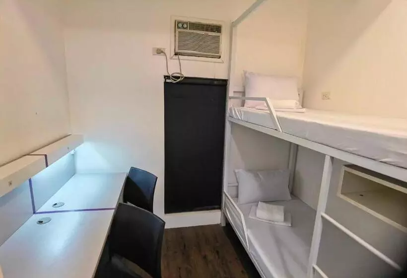 ホテル Spot On Hostel ,taguig Manila Formerly Mytown Hongkong