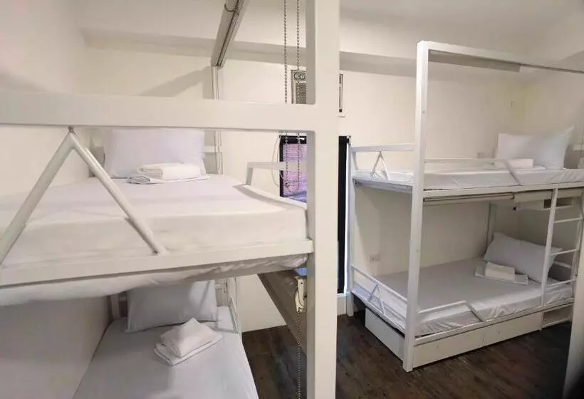 ホテル Spot On Hostel ,taguig Manila Formerly Mytown Hongkong