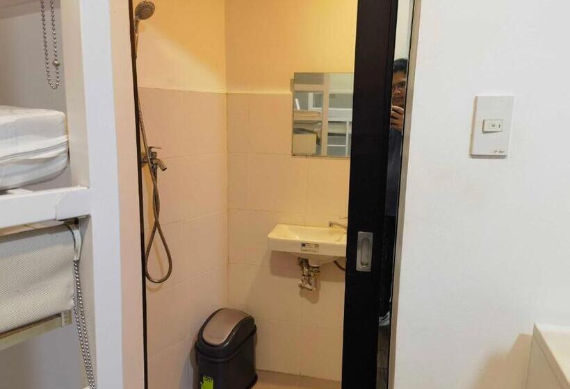 هتل Spot On Hostel ,taguig Manila Formerly Mytown Hongkong