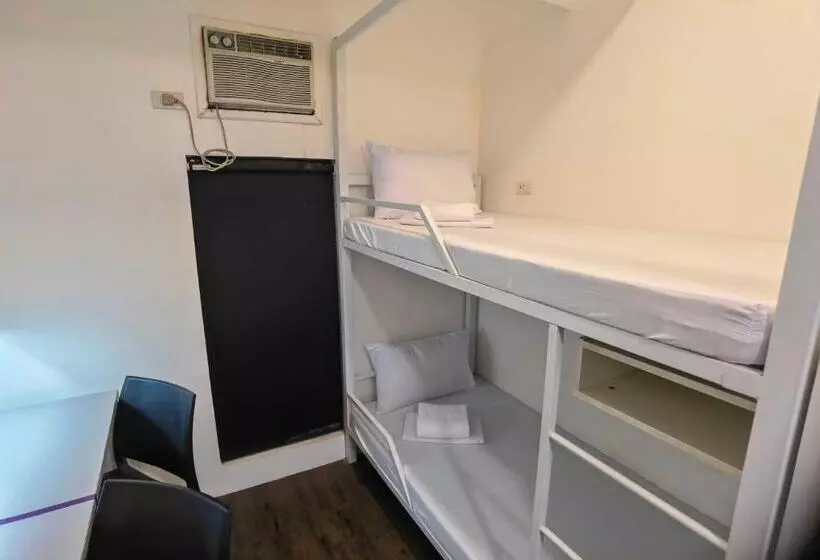 ホテル Spot On Hostel ,taguig Manila Formerly Mytown Hongkong