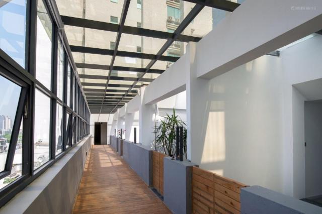 בית מלון כפרי Poltton International Apartment City Center Wanda Plaza Branch