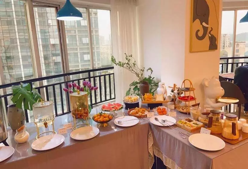 ホテル Poltton International Apartment City Center Wanda Plaza Branch