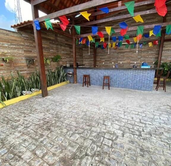 בית מלון כפרי Pousada Village