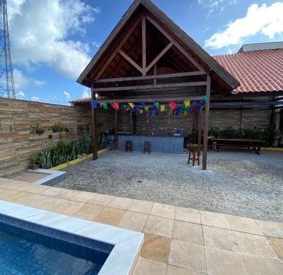 בית מלון כפרי Pousada Village