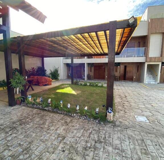 בית מלון כפרי Pousada Village