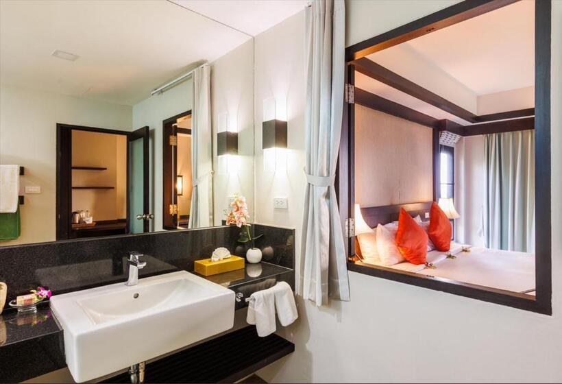 Nang Thong Bay Resort