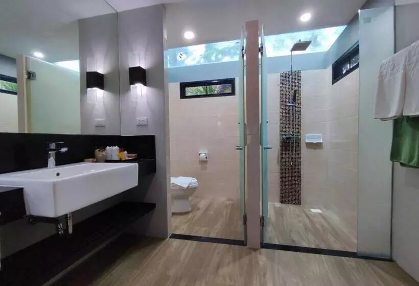 Nang Thong Bay Resort