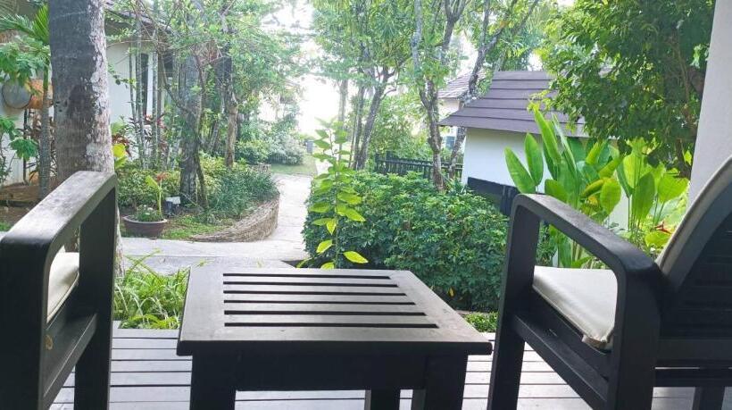 Nang Thong Bay Resort