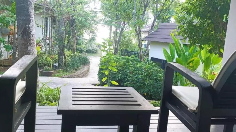 Nang Thong Bay Resort