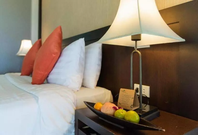 Nang Thong Bay Resort