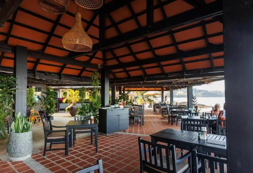 Nang Thong Bay Resort