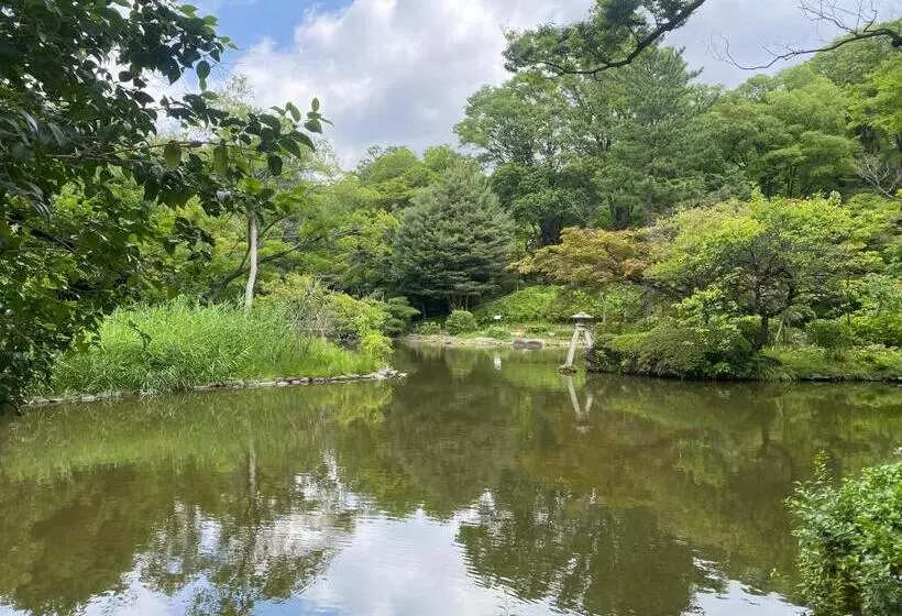 ペンション 青い家広尾