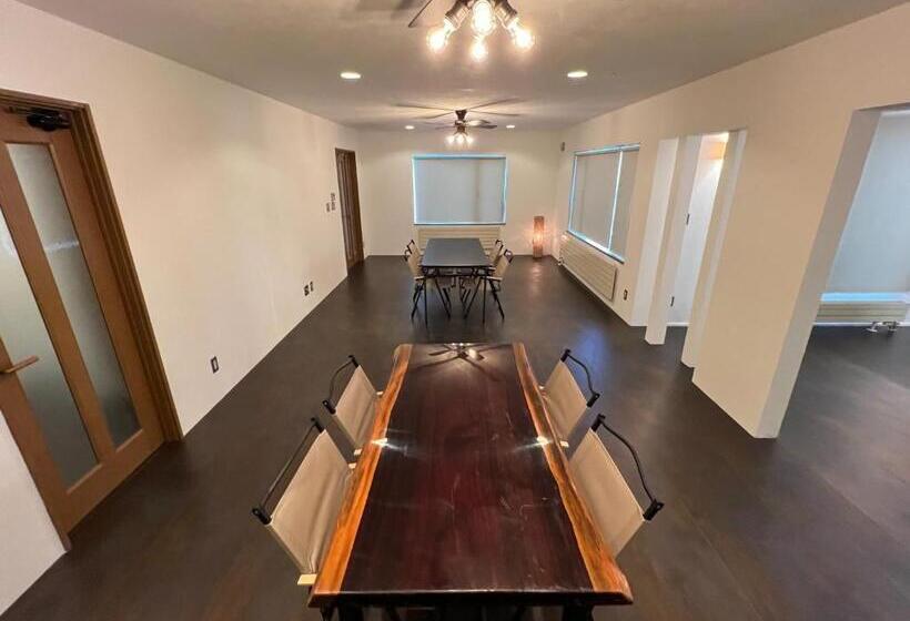 پانسیون Casa Hotel Vacation Stay 17129