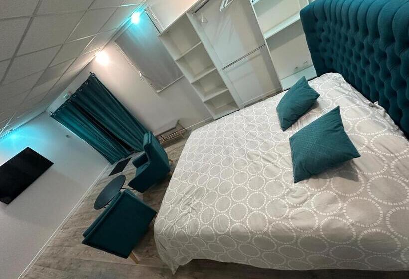 膳宿费 Suite Privative