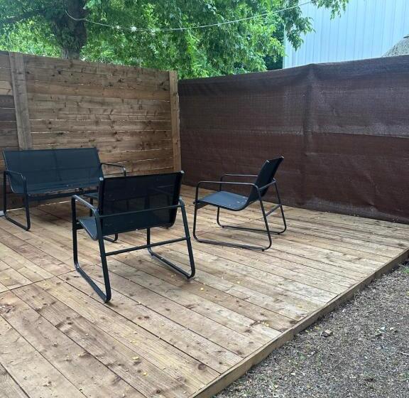 膳宿费 Suite Privative